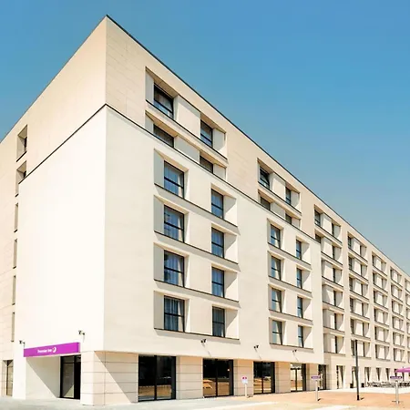 Premier Centre Szálloda 3*