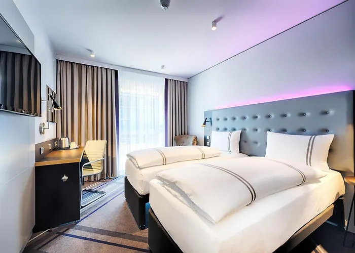 Premier Centre Hotel 3*